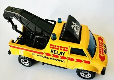 Matchbox MB #53 Chevrolet Breakdown Van 1:74 24 Hours 1990 Wrecker Tow Truck - Image 1 of 4