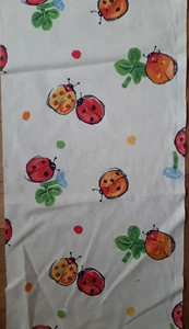 Stoffrest Patchworkstoff Baumwolle PATCH  MAIKÄFER , KLEEBLATT , 1,50 M x 30 cm - Bild 1 von 4