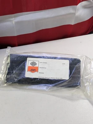 Новый из старых запасов подлинный черный чехол для аккумулятора Harley-Davidson FX Super Glide 66359-80 - Изображение 1 из 4