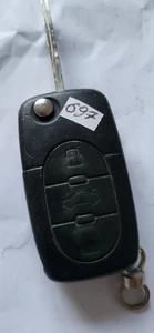 AUDI A6 TT Remote Key Flip, frq  433,92 , 4D0837231K , pcb: 289083.S , Chip ID48 - Picture 1 of 7