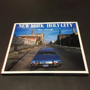 New York - Holy City by MIKE NOGAMI - Foto 1 di 6