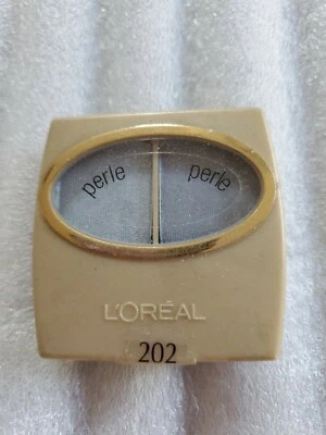 L'Oreal Wear Infinite eyeshadows 202 TIDAL WAVE - Image 1 of 2