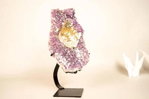 Raro grappolo di calcite in cristallo su ametista lavanda con inclusioni di calcite cubica - Foto 1 di 10