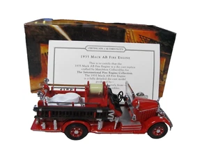 Matchbox Models of Yesteryear 1935 Mack AB Fire Engine Neu in OVP YFE15-M - Bild 1 von 6
