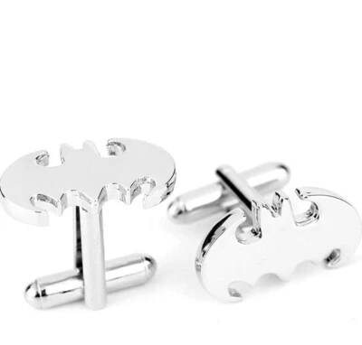 Metal Batman Cufflinks Cuff Links Silver Colour Mens Wedding DC Comics Gift - Immagine 1 di 4