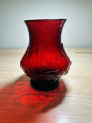 Vintage Anchor Hocking Royal Ruby Red Rain Flower Daisy 5.5" H Vase - Image 1 of 4