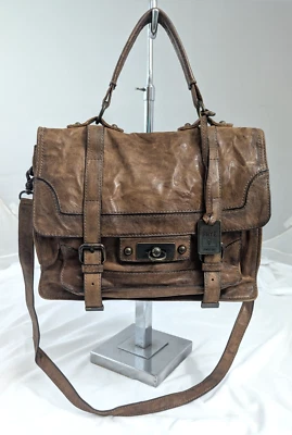 BOLSA TIRACOLO VINTAGE FRYE ANGUSTIADA MARROM - Imagem 1 de 4