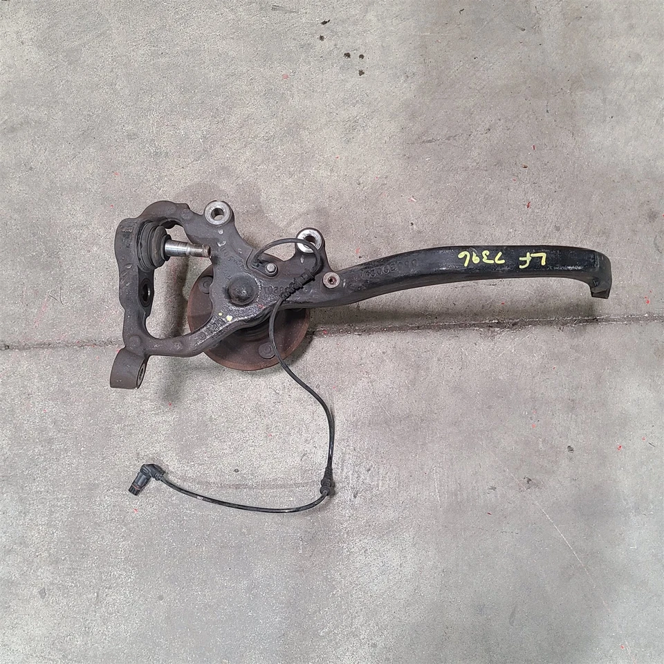 08-14 道奇挑战者 Srt8 发球杆前关节主轴带轮毂 Lh Aa7396 — 第 1/4 张图片