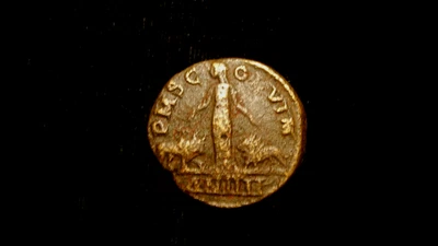 GORDIAN III.238-244. VIMINACIUM. AE 22. PMS COL VIM. Moesia, Bull, Lion. Year 4. - Image 1 of 2