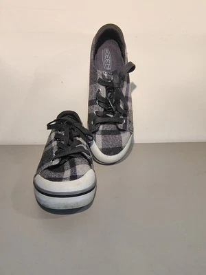 Keen кроссовки обувь женщин 8,5 Elsa III 1021926 черный серый клетку фланель - Изображение 1 из 4