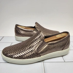 Ecco Women s Metallic Leather Sneakers US Size 8-8.5 Eur 39 - Picture 1 of 8