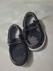 NUOVE scarpe da ginnastica Hey Dude Wally mimetiche in lino elasticizzato K7 bambino taglia 7 - Foto 1 di 6