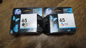 HP 65 Original Tri-Color und Schwarz Tintenpatronen Ablaufdatum 2022 - Bild 1 von 11