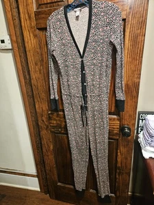 Victoria's Secret Size Small Thermal One Piece Sleeping Outfit - Picture 1 of 3
