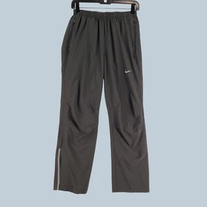 Nike Dri-FIT Herren Trainingshose M reflektierend Reißverschlusstaschen Training Laufhose - Bild 1 von 11