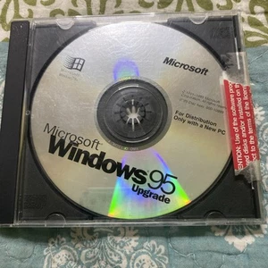 Windows 95 Upgrade CD - Picture 1 of 2