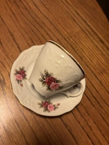 Vintage Menuet Royal Vienna Collection Tea Cup & Saucer-Floral Embossed Poland - Picture 1 of 9