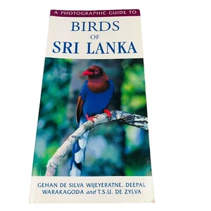 Photographic Guide to Birds of Sri Lanka by Gehan de Silva Wijeyeratne and... - Picture 1 of 17