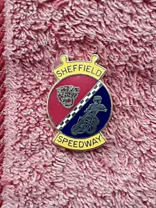 SHEFFIELD TIGERS SPEEDWAY BADGE IN GOLD - Picture 1 of 2