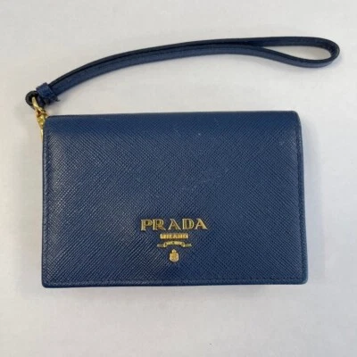 Prada Bluette Saffiano Металлический Кожаный Браслет с Коробкой и Сертификатом Подлинности - Preloved - Изображение 1 из 4