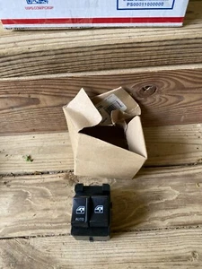 (1) OEM OE GM NOS LH Driver 2000-2005 Chevy Monte Carlo Door Power Window Switch - Picture 1 of 11