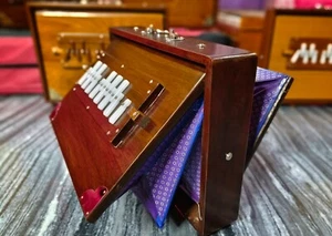 Shruti Box 1 Octave C to C 13 notes, made up of solid teak wood, tuned 440Hz