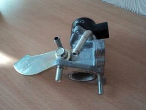 Lexus IS III 300H Hybrid 2014 2015 Exhaust Gas Recircu EGR Valve OEM 25620-36040 - Bild 1 von 12