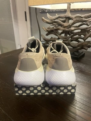 Cole Haan C35821 Talla 10 Zero Grand Changepace Punta de Ala SneakBirch Nubuck Cow Foto 1 de 4