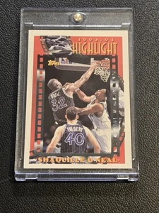 1993-94 Topps #3 Shaquille O'Neal - Picture 1 of 2