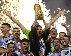 8x10 Photo LEO MESSI Argentina FIFA Soccer World Cup Champions Premier PSG - Picture 1 of 1