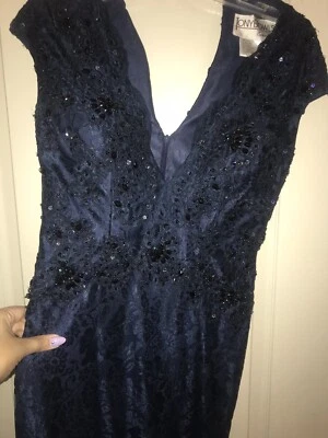 Vestido formal de desfile de noche Foto 1 de 3