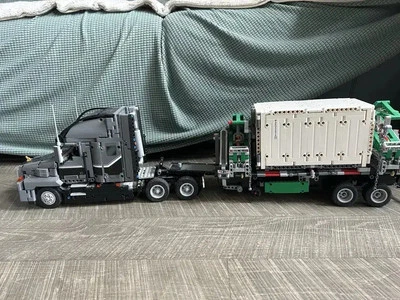 LEGO Technic 42078 - Image 1 of 4