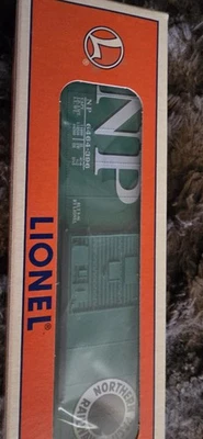 Lionel 6-19284 O-Gauge Northern Pacific 6464 Series Box Car - Image 1 of 4