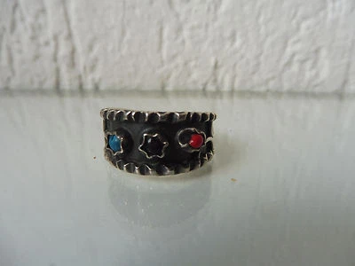 Anello In Argento Sterlingo Con 3 Pietre: Turchese, Corallo, Onice, Messico - Immagine 1 di 4