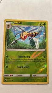 Beedrill 3/111 Reverse Holo seltene Pokémon-Karte Sonne & Mond purpurrote Invasion - Bild 1 von 2
