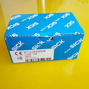 One new WT14-2P432S08 1045104 photoelectric sensor #W5 - Bild 1 von 4