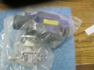 Swagelok Model: SS-33VS4-310 High Pressure Valved. New Old Stock  - Picture 1 of 2