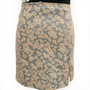 NWT Wild Fable Daisy Stretch Mini Skirt 00 CottageCore Feminine - Picture 1 of 6