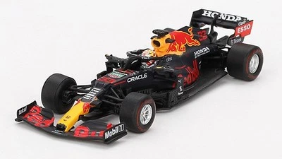 MODELLINO AUTO STATICO F1 REDBULL RB16B VERSTAPPEN WINNER ABU DHABI GP 2021 1/64 - Immagine 1 di 4
