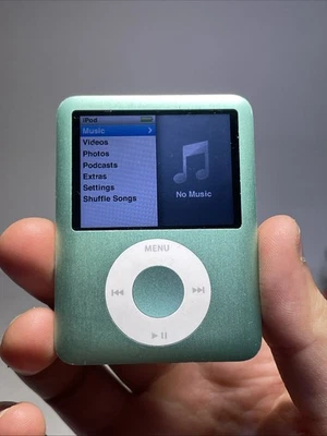 Apple iPod nano 8 GB - 3rd Generation - Green A1236 Tested Working - Image 1 of 4
