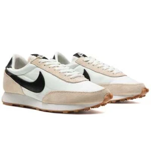 Nike Women's Daybreak Pale Ivory/Spruce Aura CK2351 100 - Picture 1 of 11