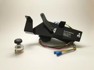 NEWPORT ENGINEERING 12 VOLT WINDSHIELD WIPER MOTOR 1955-56 FORD MERCURY NE5556FM - Picture 1 of 2