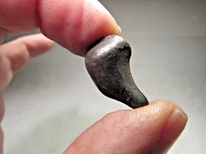 BEST! ORIENTED! TERRIFIC TEARDROP! SCULPTED SIKHOTE-ALIN METEORITE 12 GMS - Picture 1 of 7