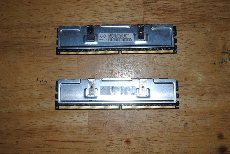 Nanya Desktop Memory 4GB 2x2GB 2RX8 PC2-6400U DDR2-800 Matched set low density - Image 1 of 3