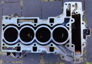 BMW Kurbelgehäuse Motorblock BMW N20B20A N20 125i 320i 520i 528i 7587604 - Bild 1 von 16