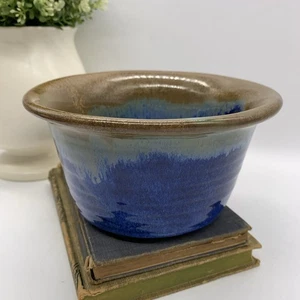 Pigeon River Signed Studio Art Pottery Hand Thrown Bowl Planter T Bolen - Picture 1 of 9