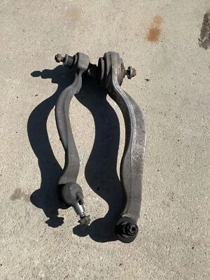 2010 - 2013 MERCEDES E63 AMG FRONT LEFT LOWER CONTROL ARMS - Image 1 of 4