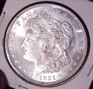 1921-P Morgan Silver Dollar Philadelphia Mint Uncirculated $1 #041 - Picture 1 of 2