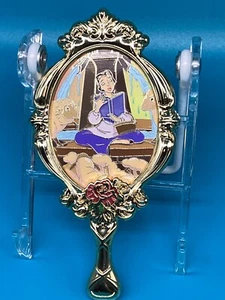 Fantasy Pin/Fledermaus/Belle/Stadtkleid/Brunnen/Spiegel Pin - Bild 1 von 3