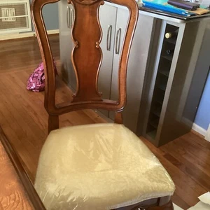 Ethan Allen Dining Room Set With 2 Leaves And Chairs - Picture 1 of 4